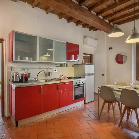 Appartamento Lovely Cozy Flat 2 Bedrooms